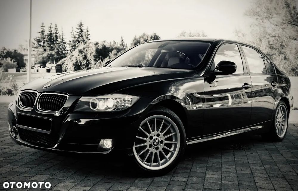 BMW Seria 3 318i - 1