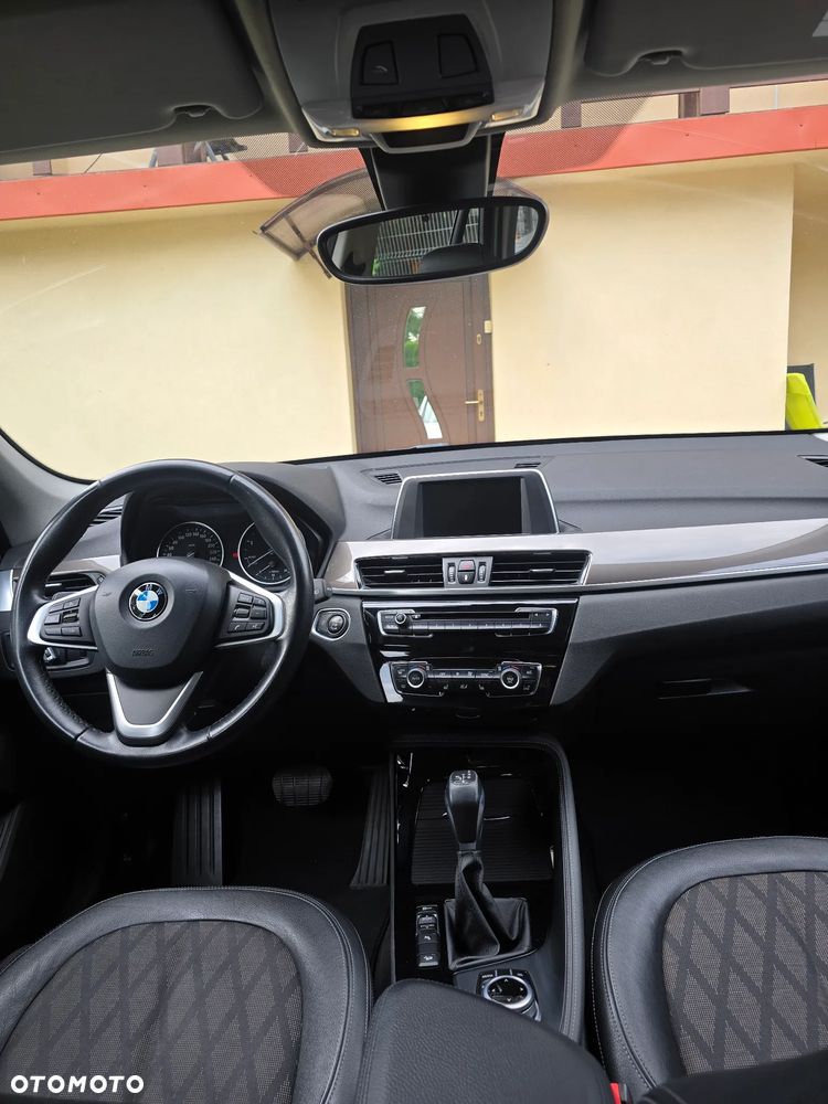 BMW X1 xDrive18d - 31