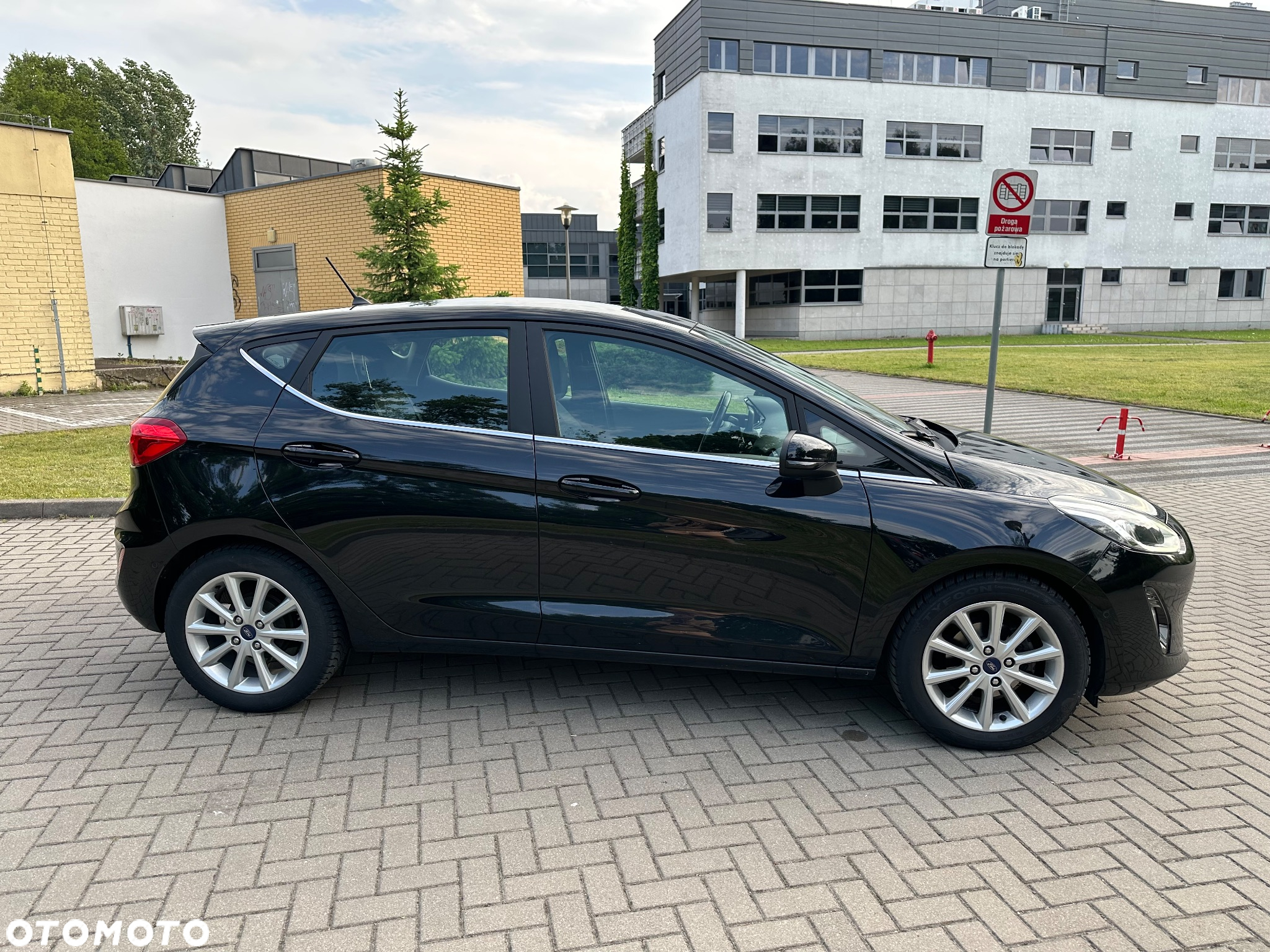 Ford Fiesta 1.0 EcoBoost Start-Stop Titanium - 5