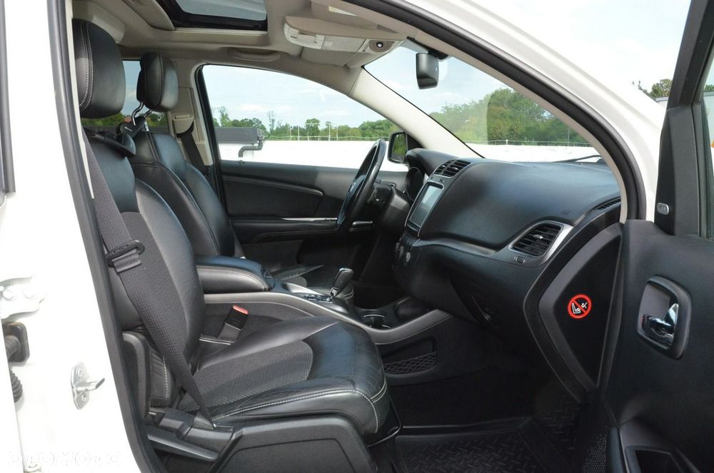 Fiat Freemont 2.0 Multijet 16V DPF Automatik Allrad Cross - 32