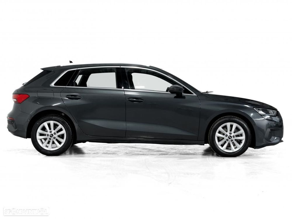 Audi A3 Sportback 30 TDI S line S tronic - 2