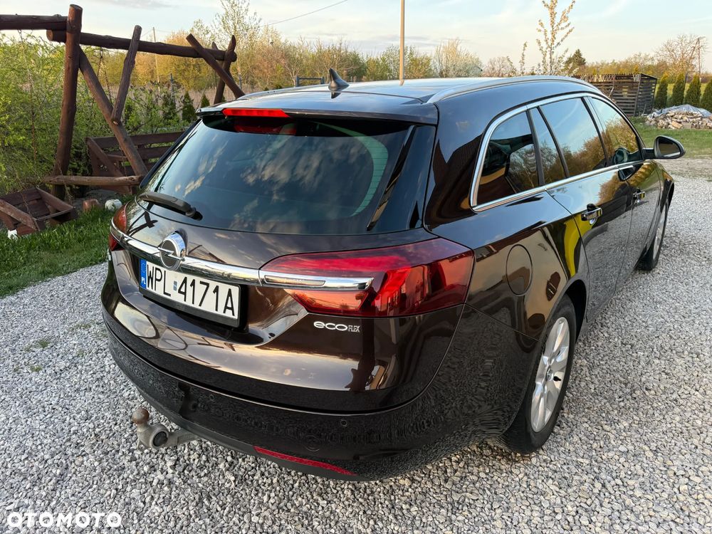 Opel Insignia - 15
