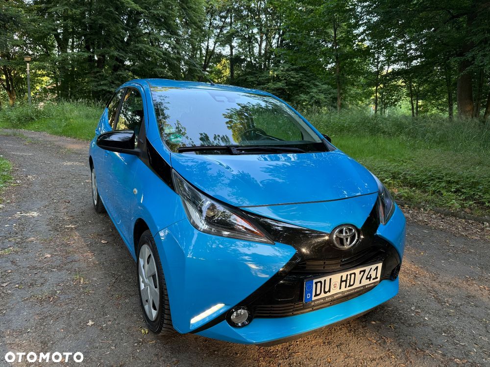 Toyota Aygo x-play touch - 26