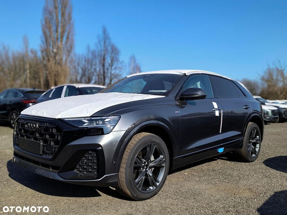 Audi Q8 - 1