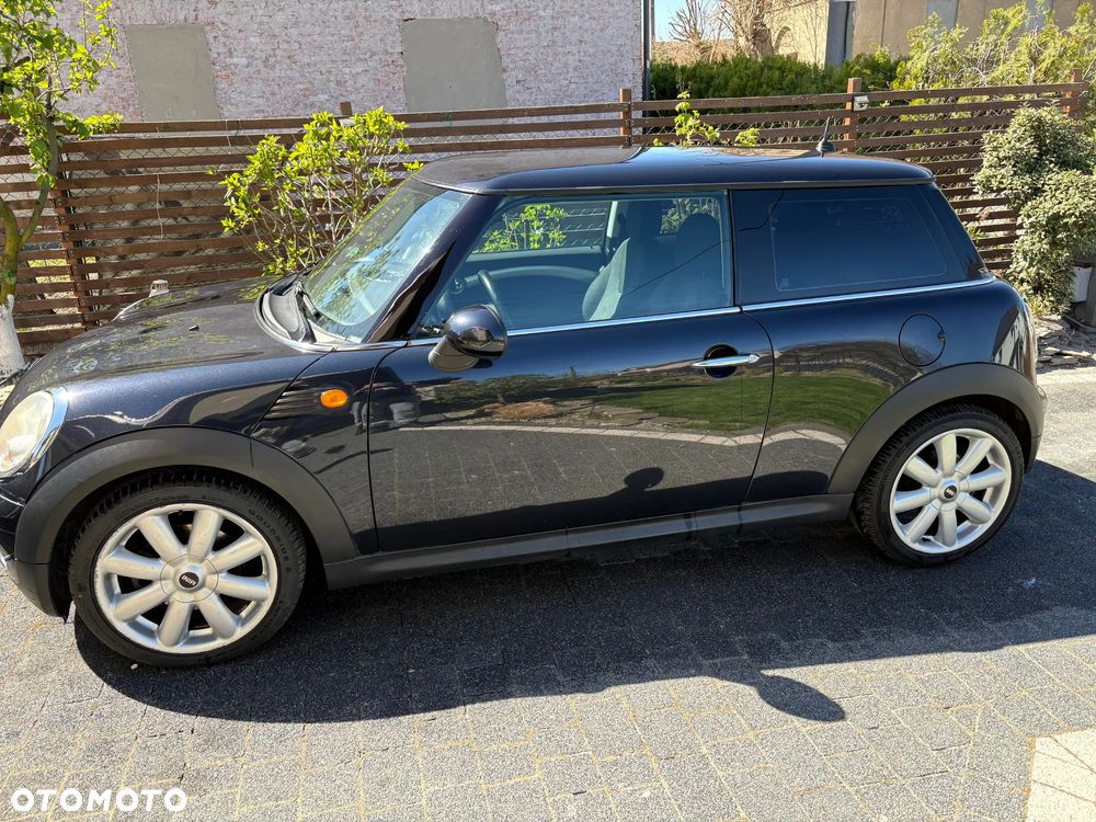 MINI Cooper 50 Camden - 4