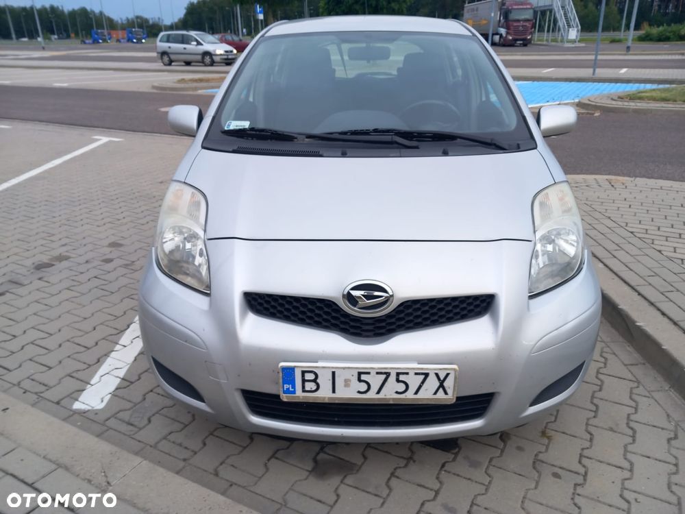 Toyota Yaris 1.33 Life - 4