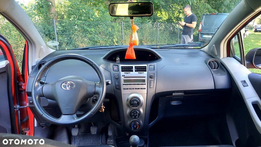 Toyota Yaris 1.0 Luna Start - 6