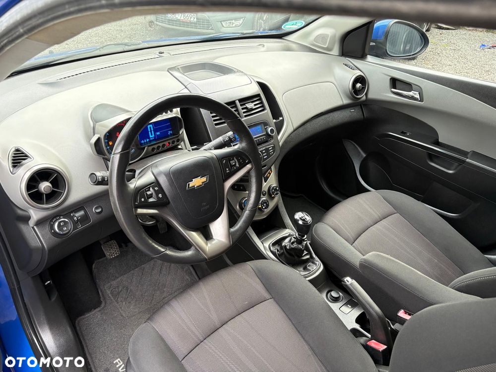 Chevrolet Aveo 1.4 LT - 5
