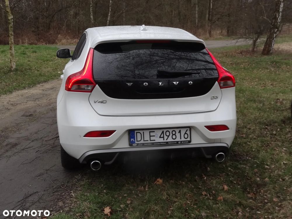 Volvo V40 D3 Geartronic RDesign - 7