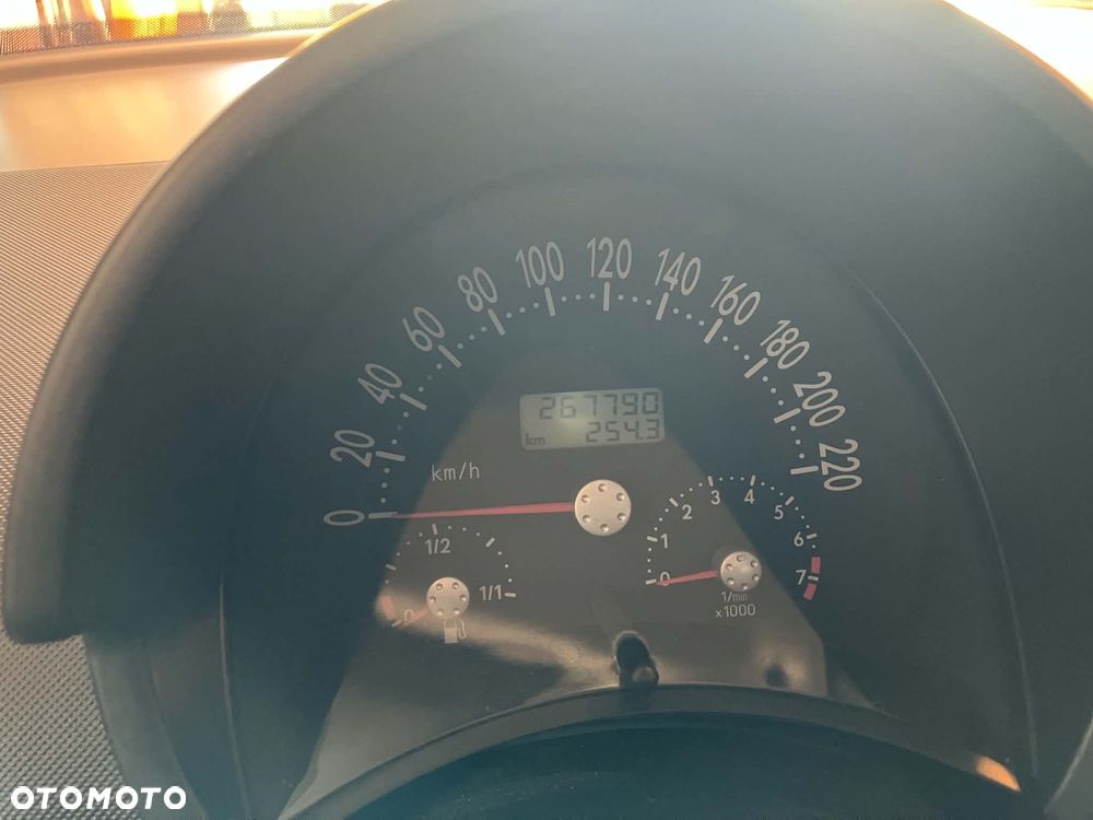 Volkswagen New Beetle 2.0 - 5