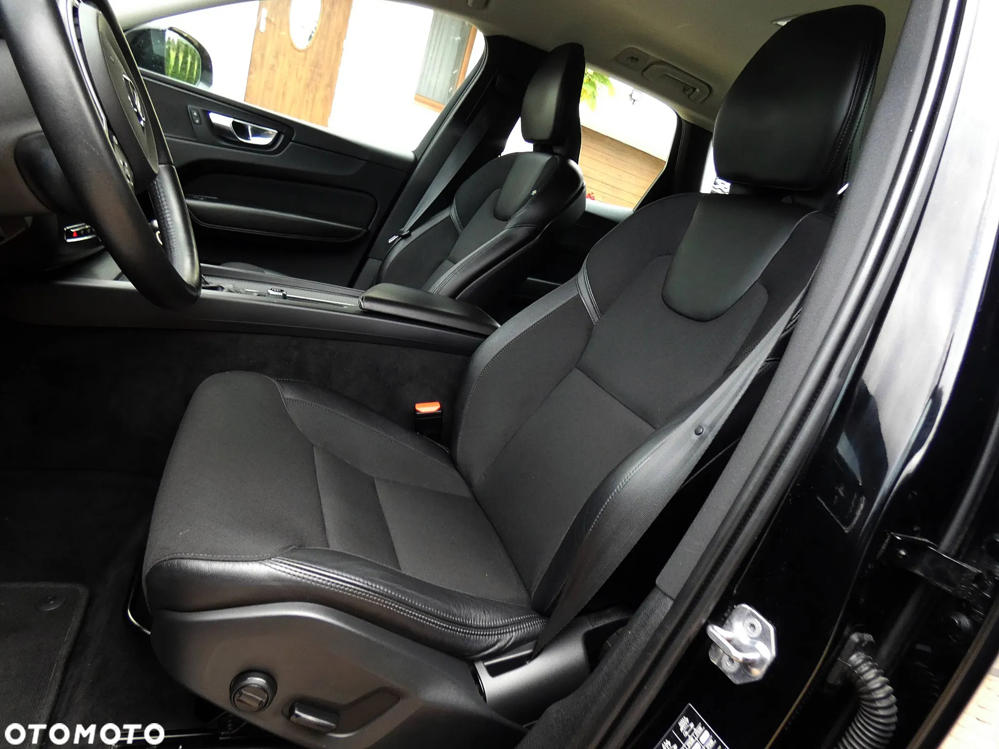 Volvo XC 60 D4 Inscription - 15