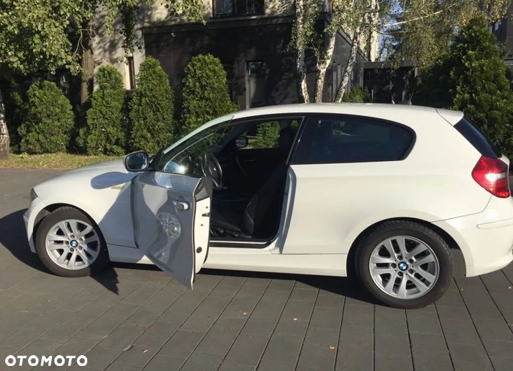 BMW Seria 1 116d - 6
