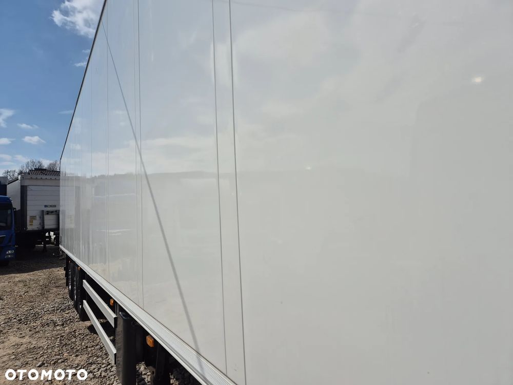Schmitz Cargobull CARRIER MAXIMA 1300 / WINDA / DOPPEL STOCK / ŚCIANA GRODZIOWA / BELKI / PODNOSZONA OŚ / z Niemiec / TOP STAN 2011/ CARRIER CHŁODNIA CHLODNIA LODÓWKA PODWÓJNY ZAŁADUNEK PIĘTROWA - 18