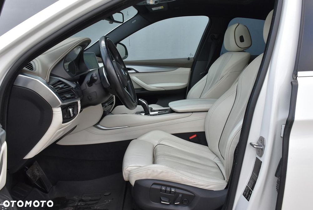 BMW X6 - 13