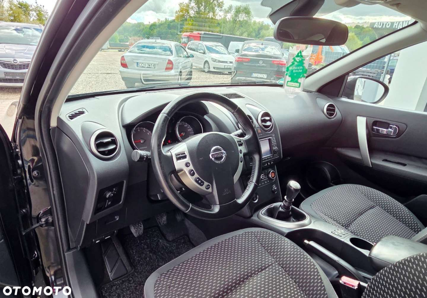 Nissan Qashqai+2 - 6