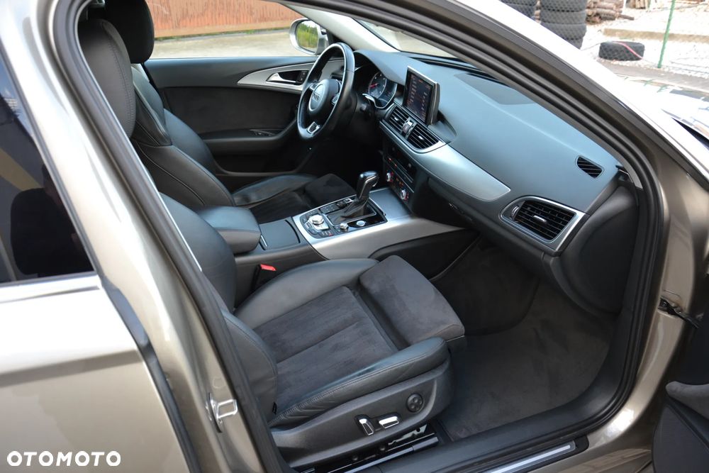 Audi A6 Avant 2.0 TDI Ultra S tronic - 32