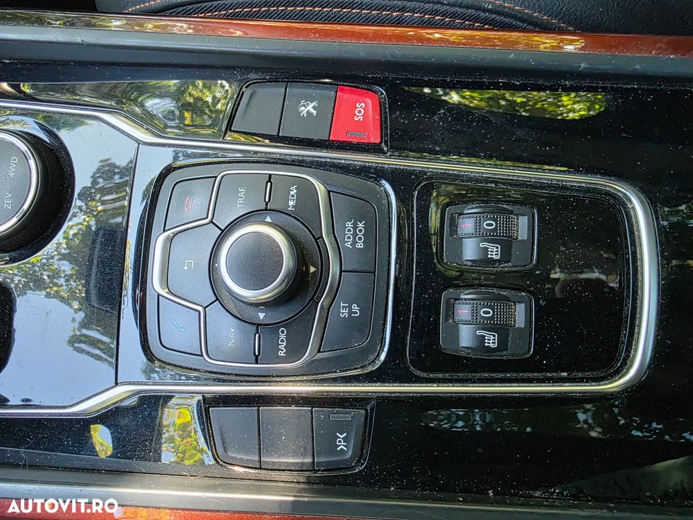 Peugeot 508 RXH Hybrid4 - 20