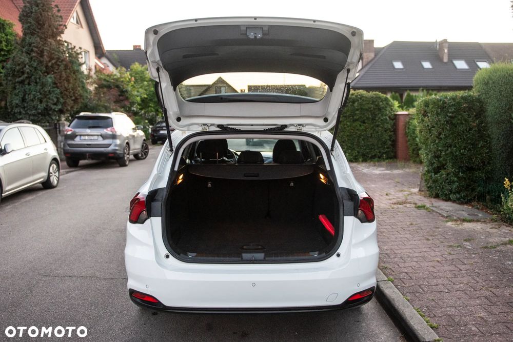 Fiat Tipo 1.4 T-Jet Lounge - 14