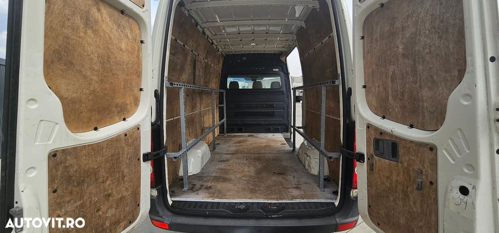 Volkswagen Crafter 2.5 TDi - 10