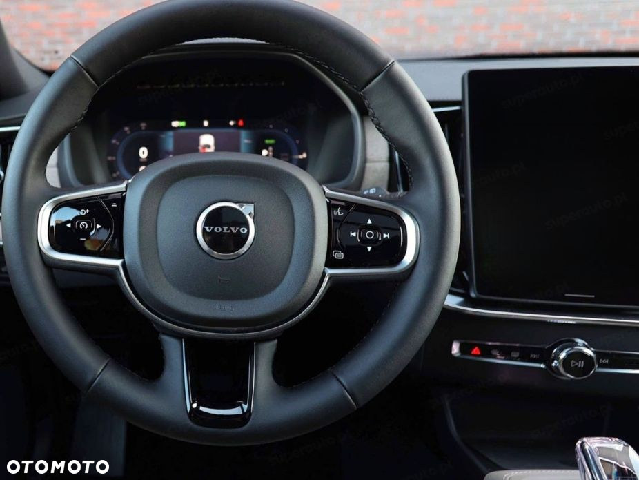 Volvo XC 90 - 7