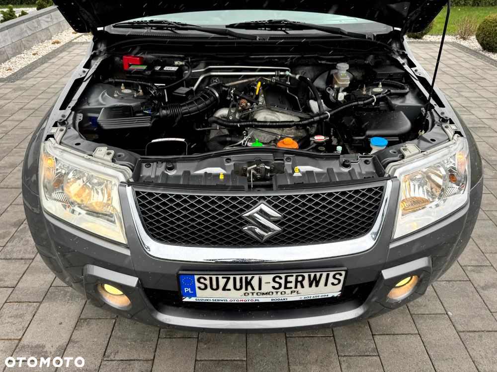 Suzuki Grand Vitara 1.6 - 13