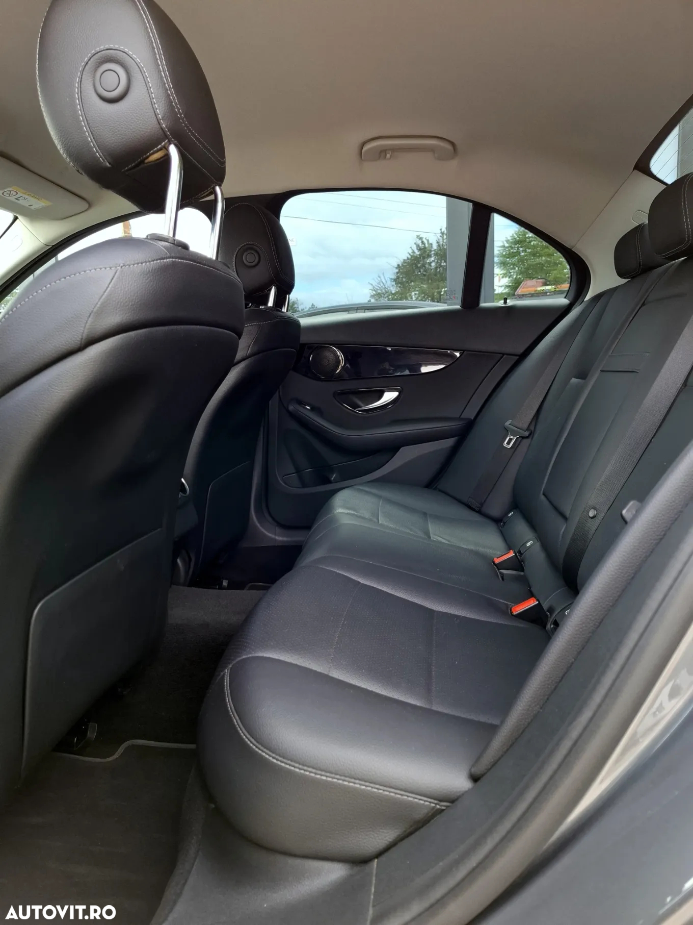 Mercedes-Benz C 180 d T 9G-TRONIC - 15