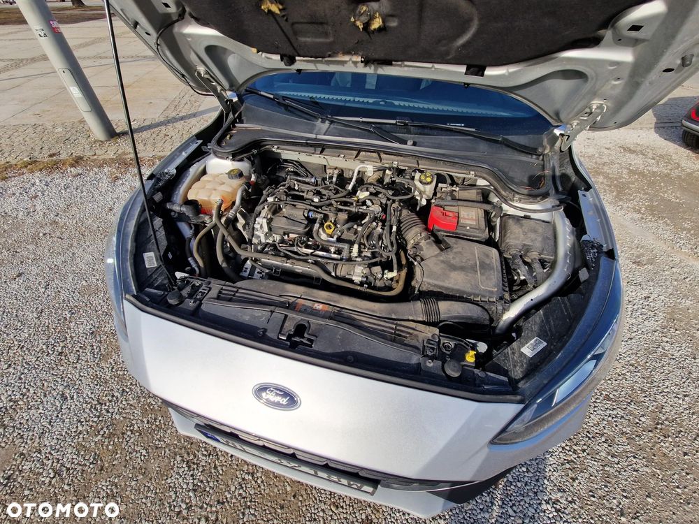 Ford Focus 1.5 EcoBoost Active X - 8