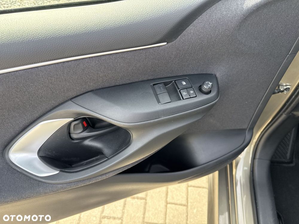 Toyota Yaris 1.5 Active - 11