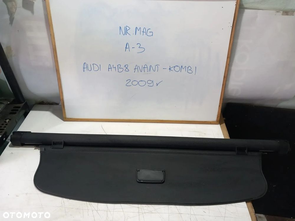 ROLETA BAGAŻNIKA AUDI A4 B8 KOMBI 2009 ROK - 1