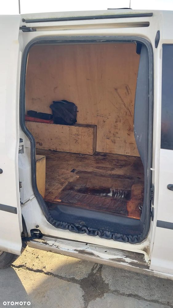 Volkswagen Caddy - 8
