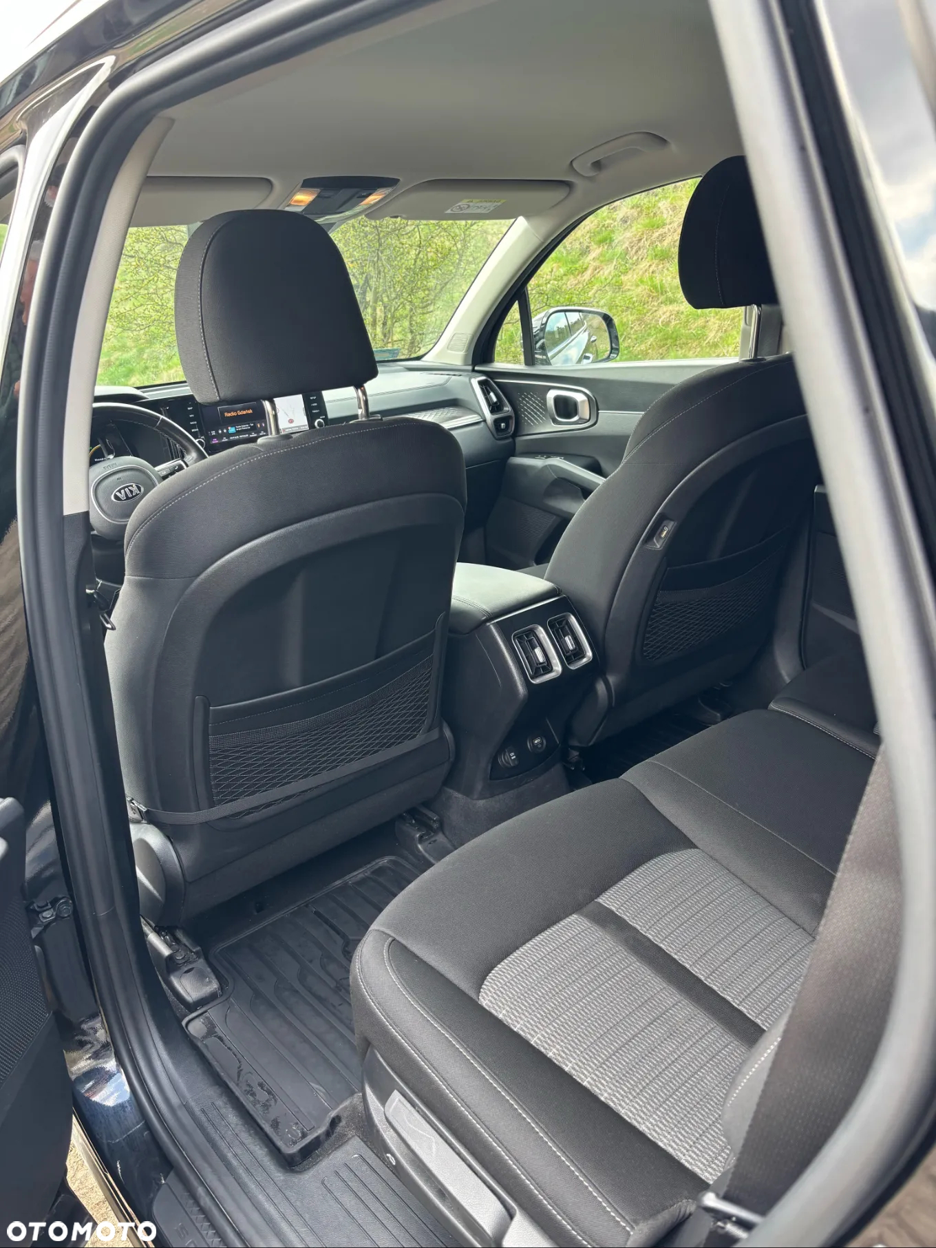 Kia Sorento 1.6 T-GDI HEV M 7os - 8