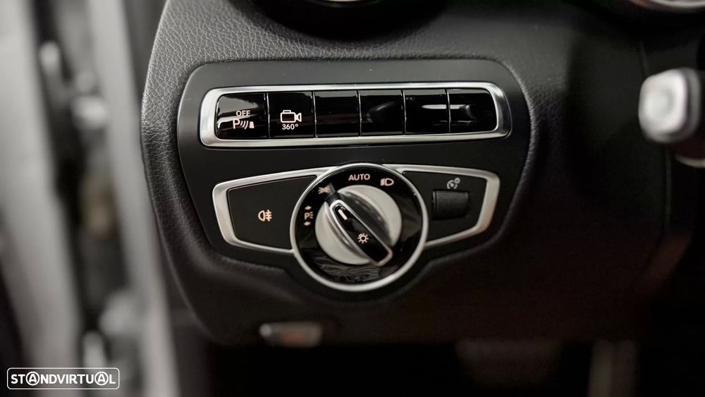 Mercedes-Benz C 300 h AMG Line - 43