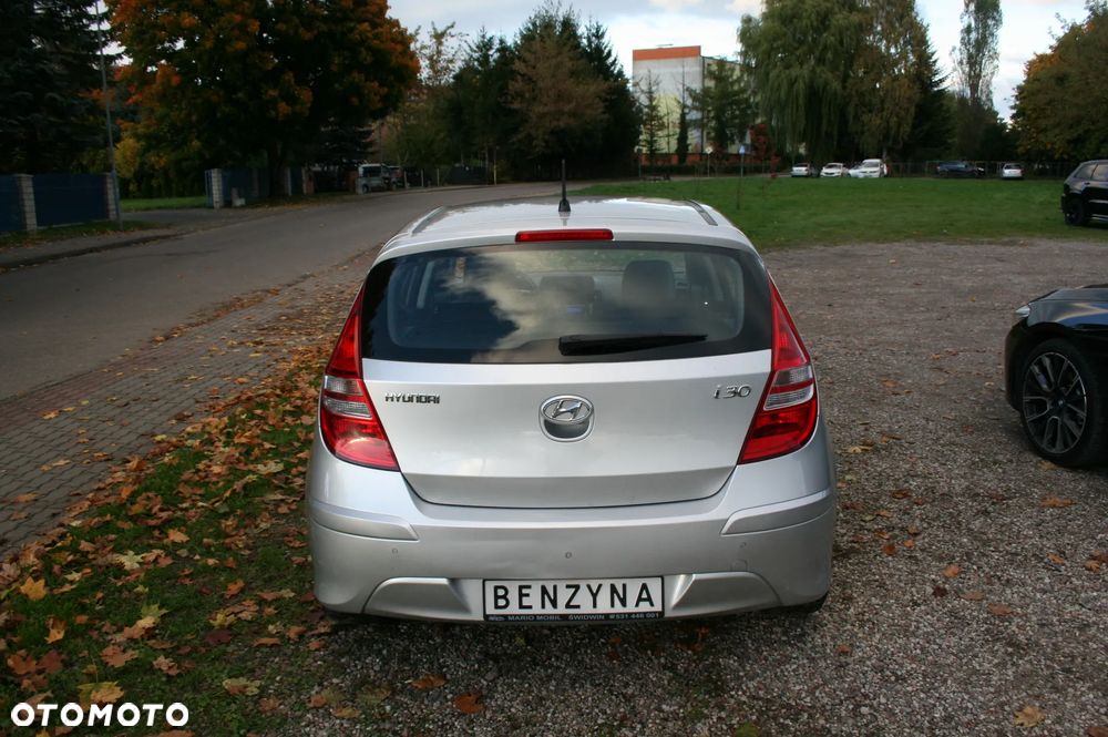 Hyundai i30 1.4 Comfort - 5