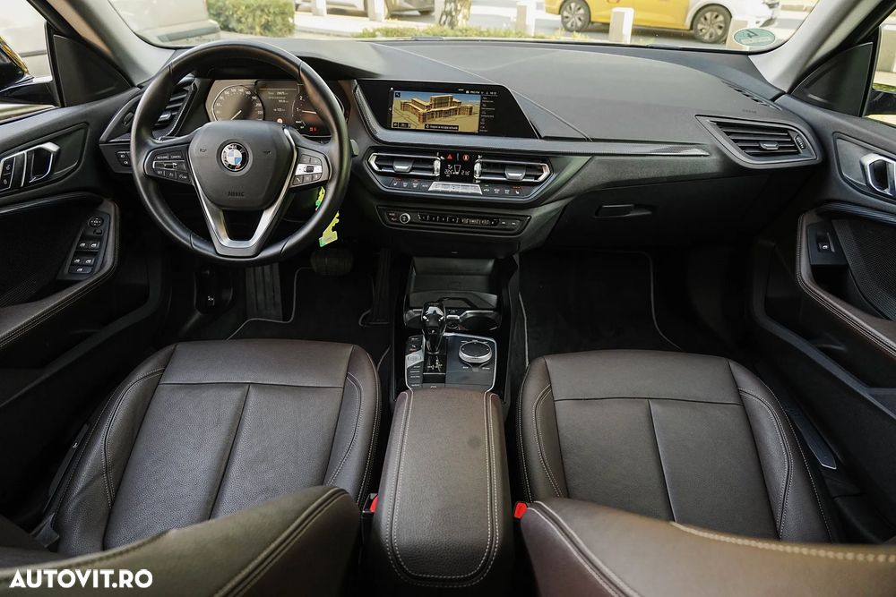 BMW Seria 2 218i Aut. Luxury Line - 9