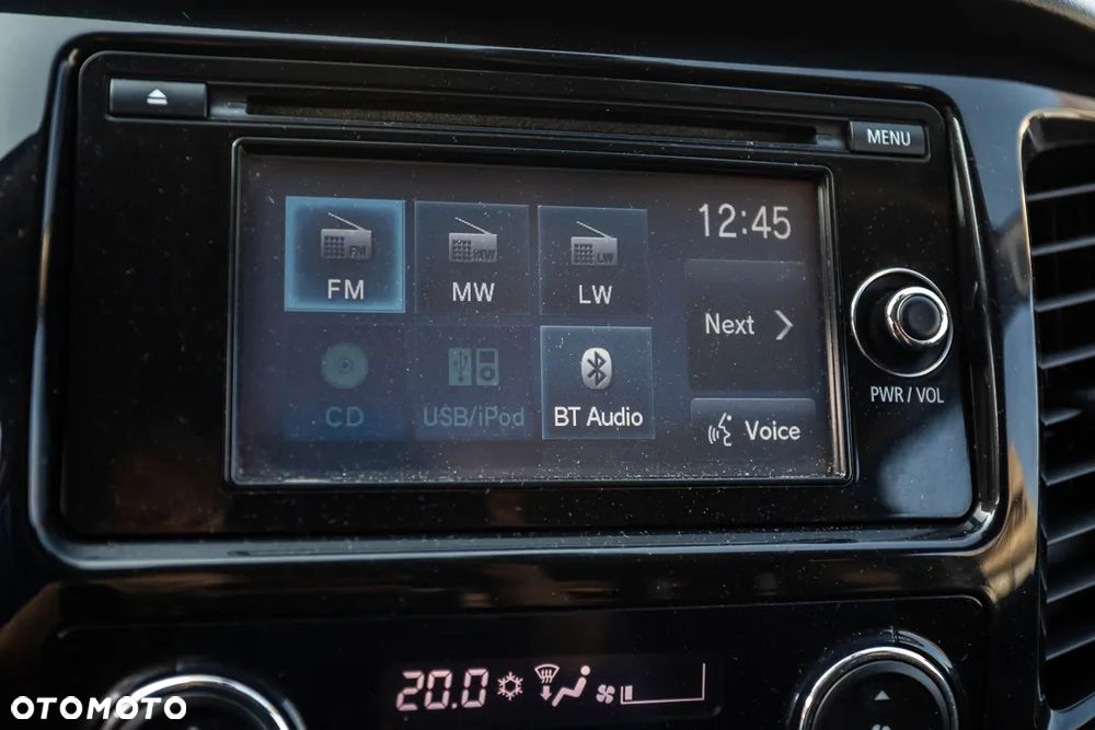 Mitsubishi L200 2.4 d DC Intense + - 27