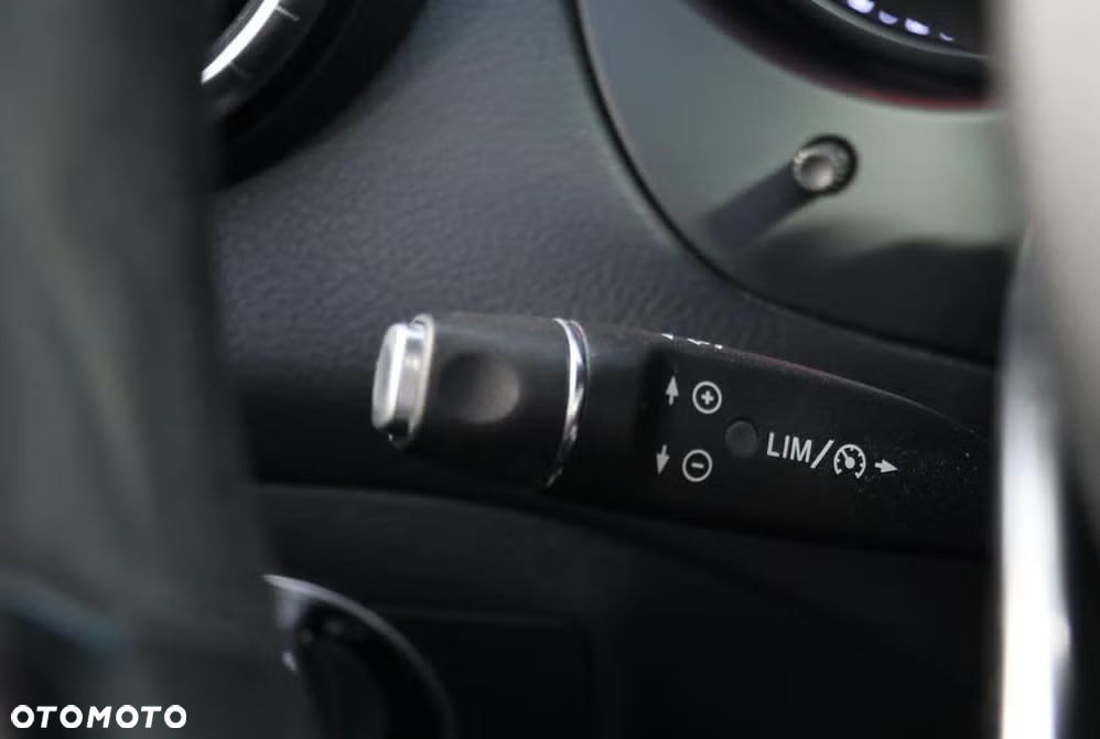 Mercedes-Benz CLA AMG 45 4-Matic - 28