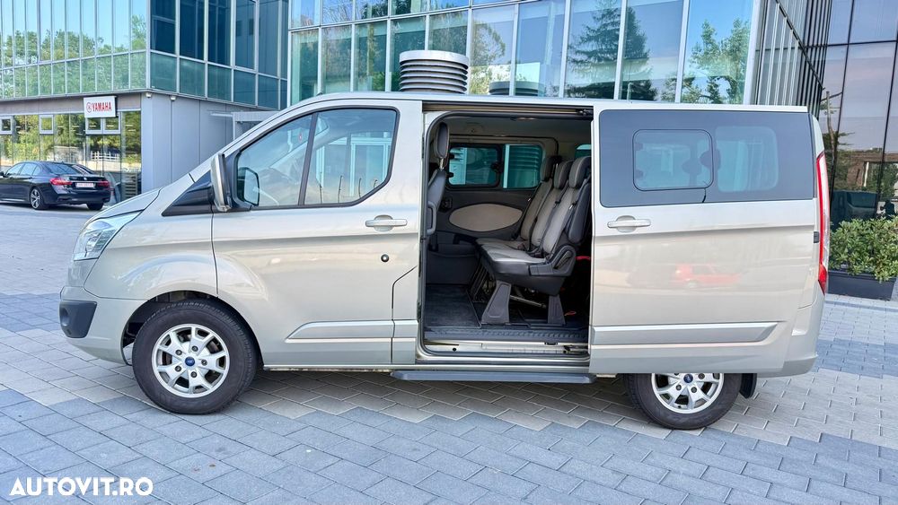 Ford Tourneo Custom - 4