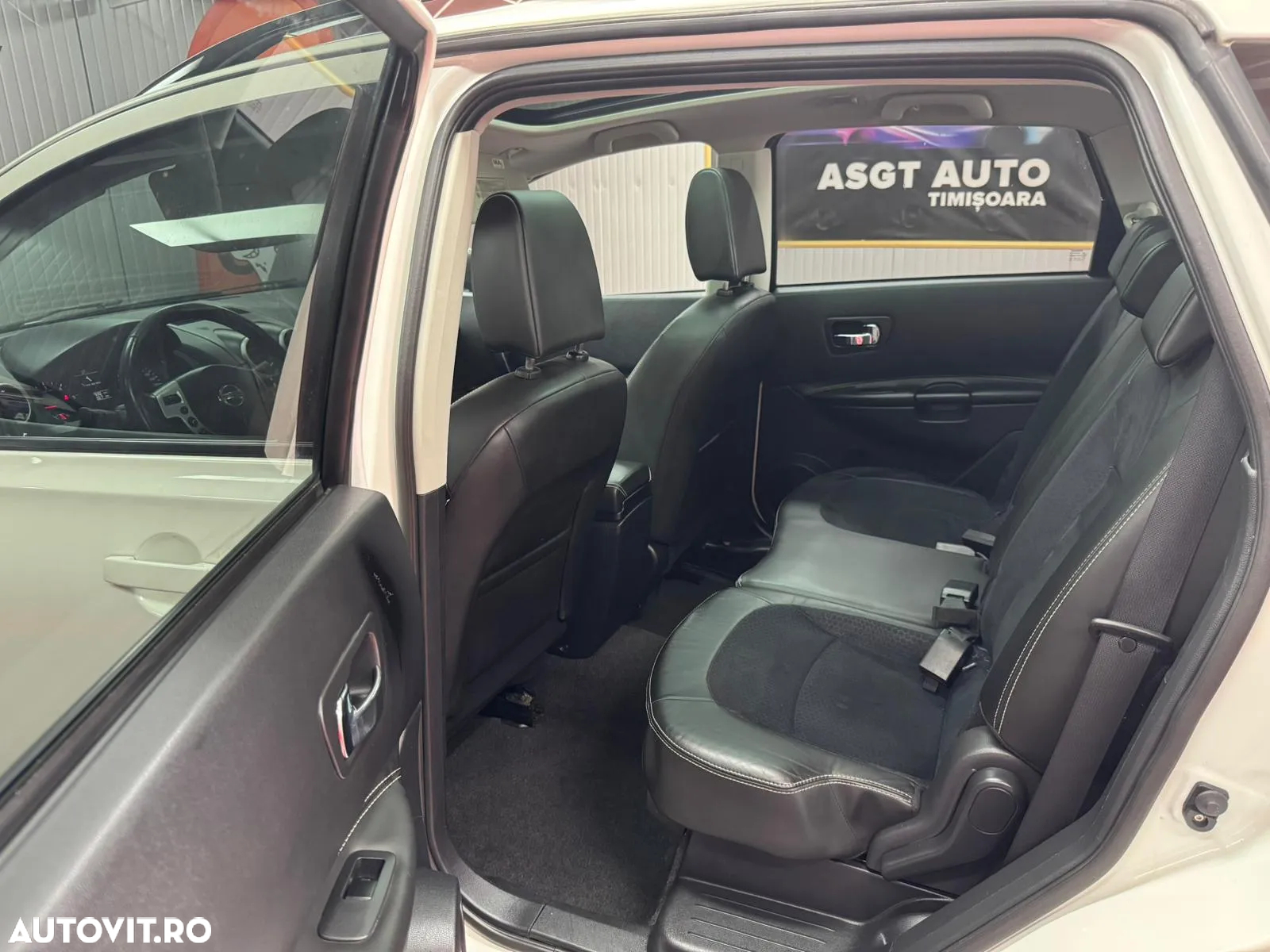 Nissan Qashqai+2 - 13