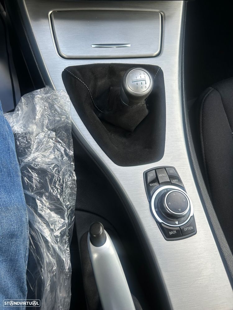 BMW 320 d Coupe - 14