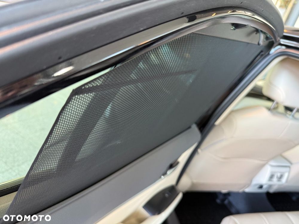 Toyota Camry 2.5 Hybrid Executive CVT - 11