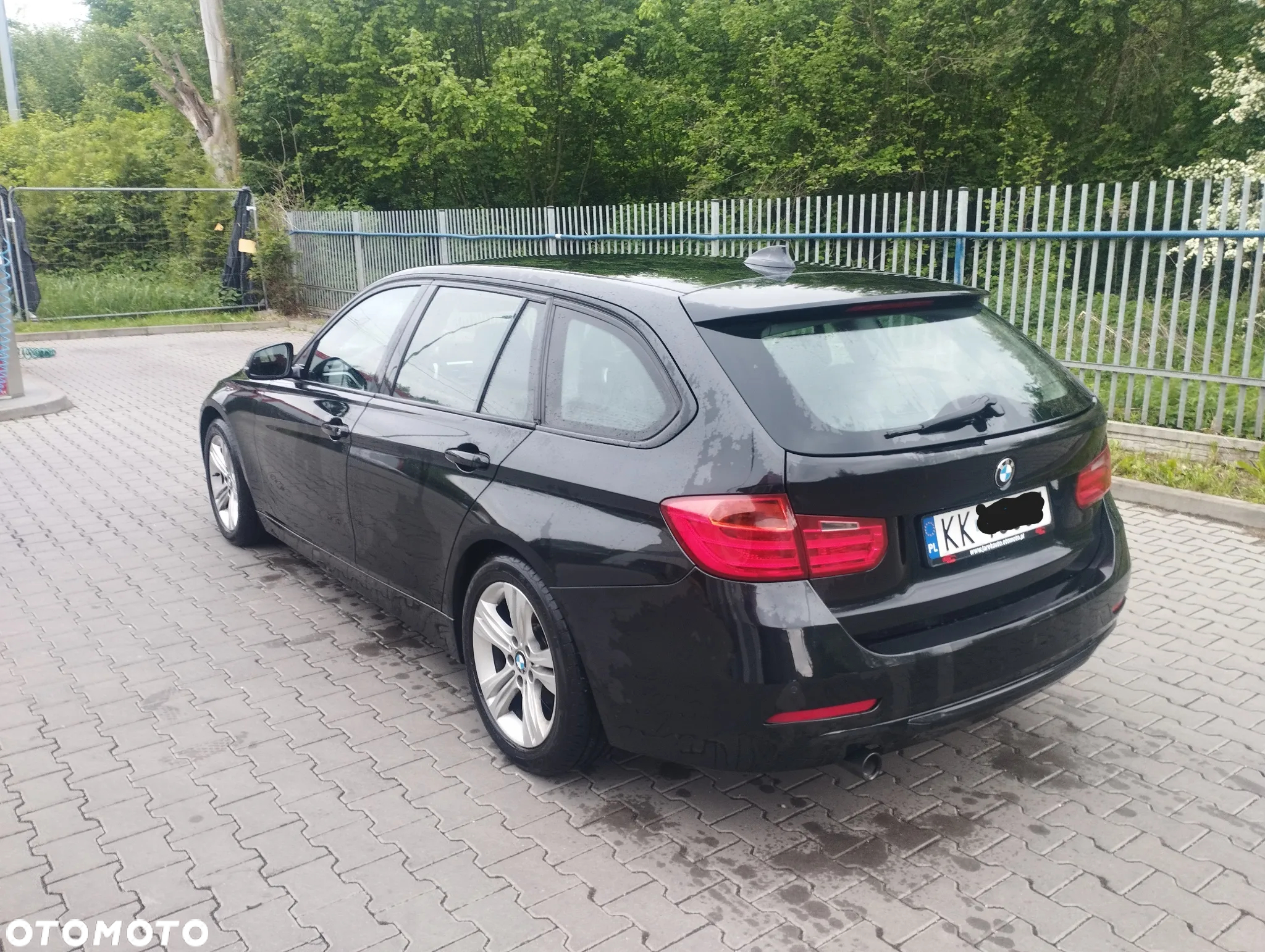 BMW Seria 3 320d DPF Edition Sport - 5