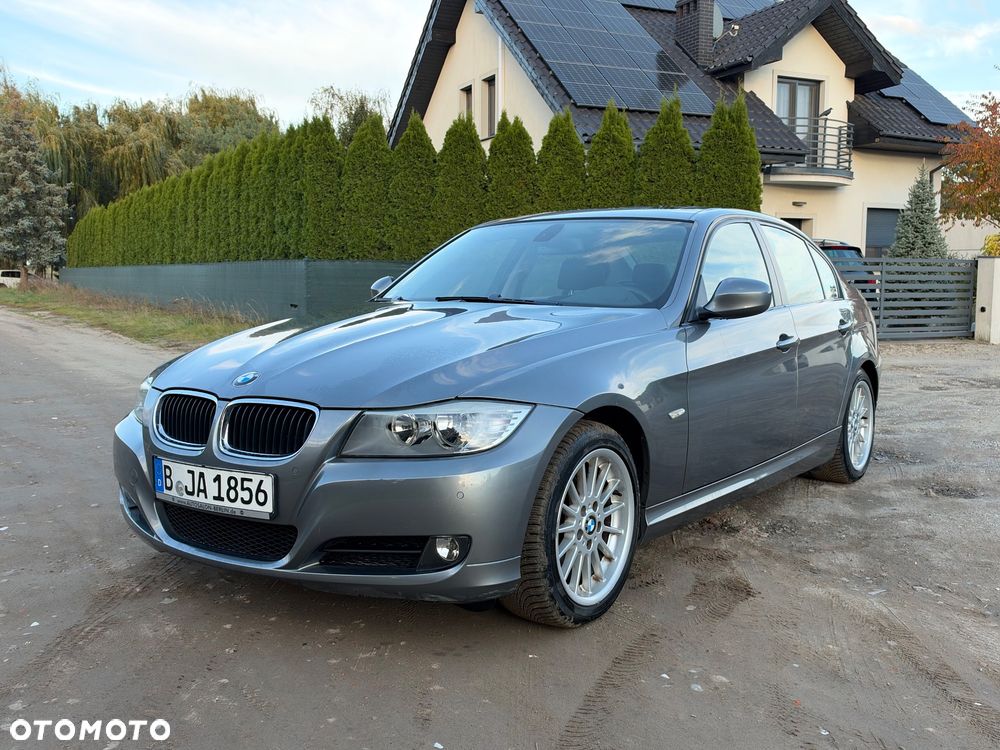 BMW 318I 2008 photo 4