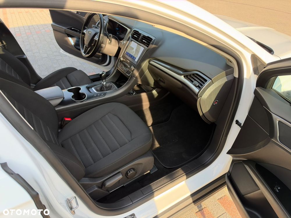Ford Mondeo 2.0 EcoBlue Business Edition - 22
