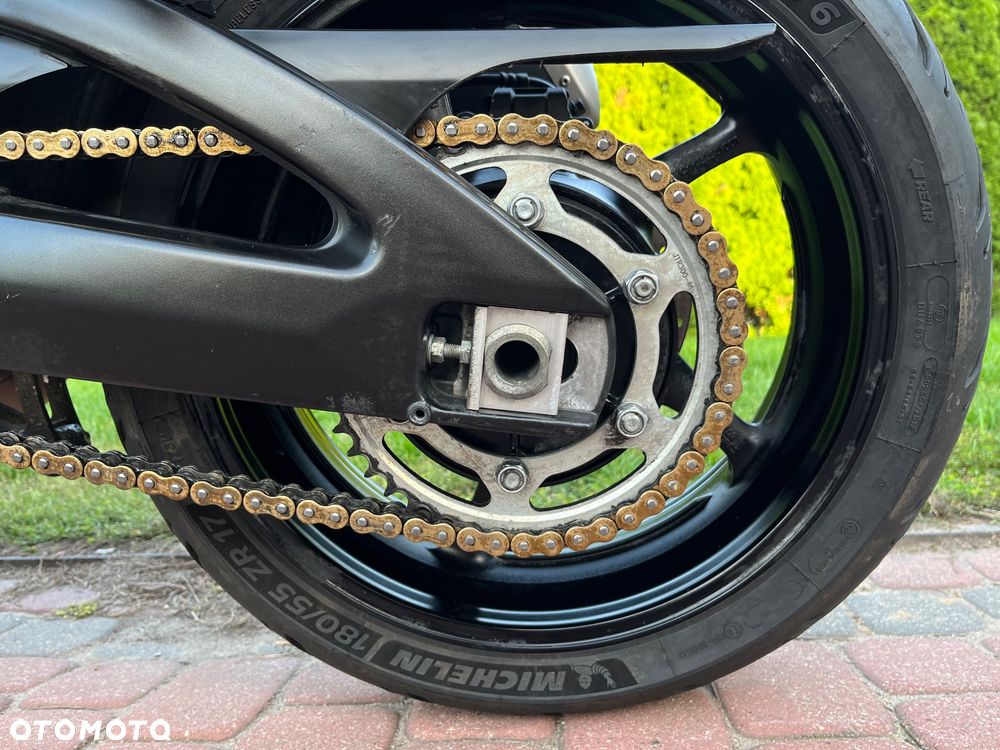 Yamaha FZ8 - 33