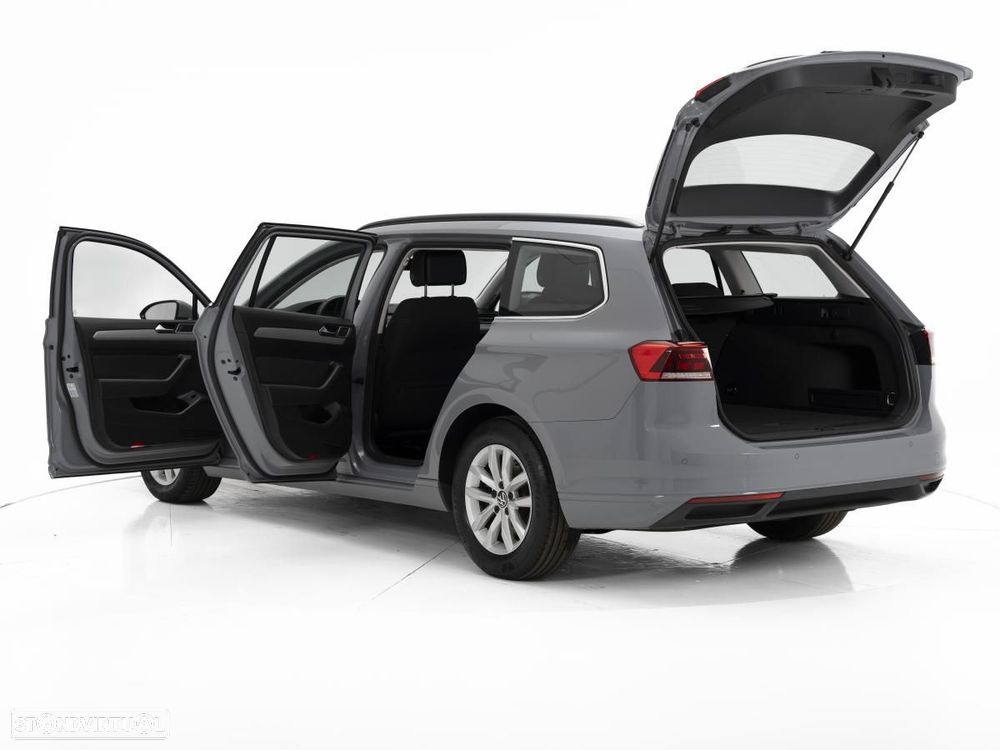 VW Passat Variant 2.0 TDI Business DSG - 6