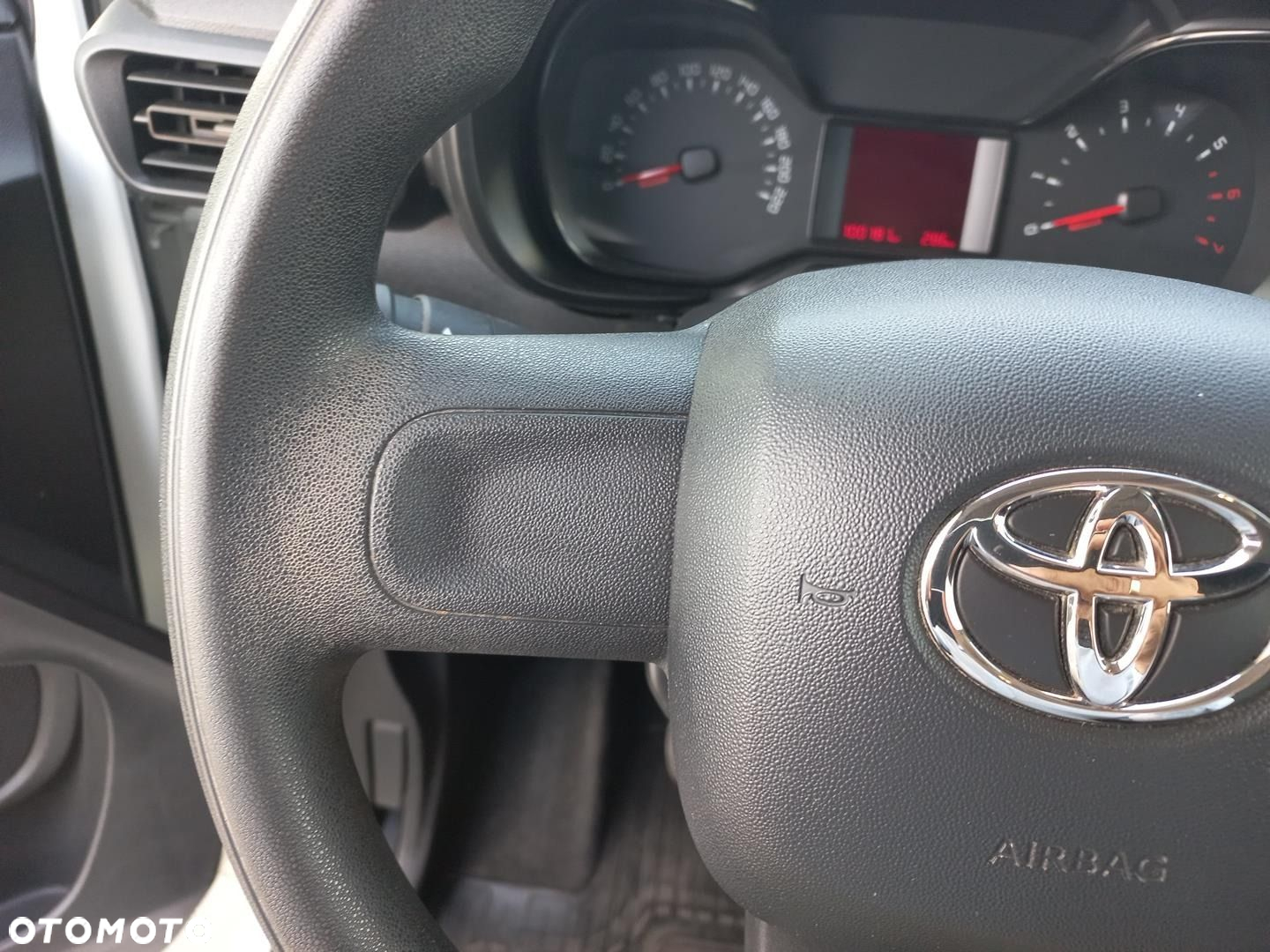 Toyota PROACE CITY - 15