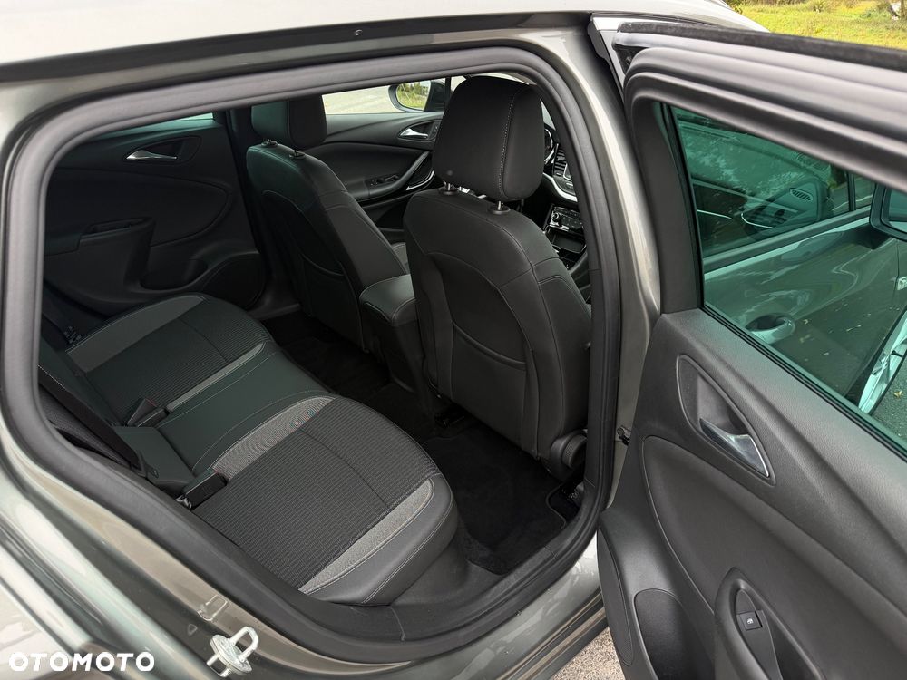 Opel Astra 1.2 T Elegance S&S - 25