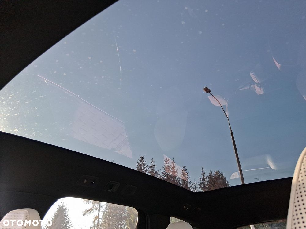 Volvo EX90 - 16
