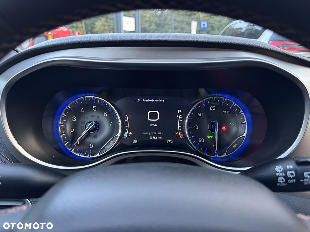 Chrysler Pacifica - 31