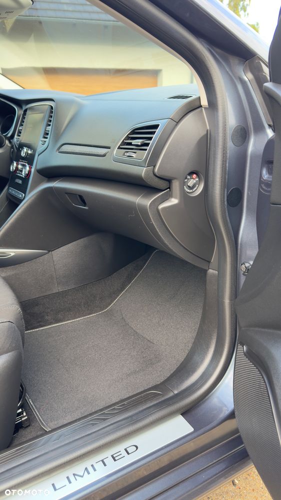 Renault Megane TCe 140 GPF EDC INTENS - 9